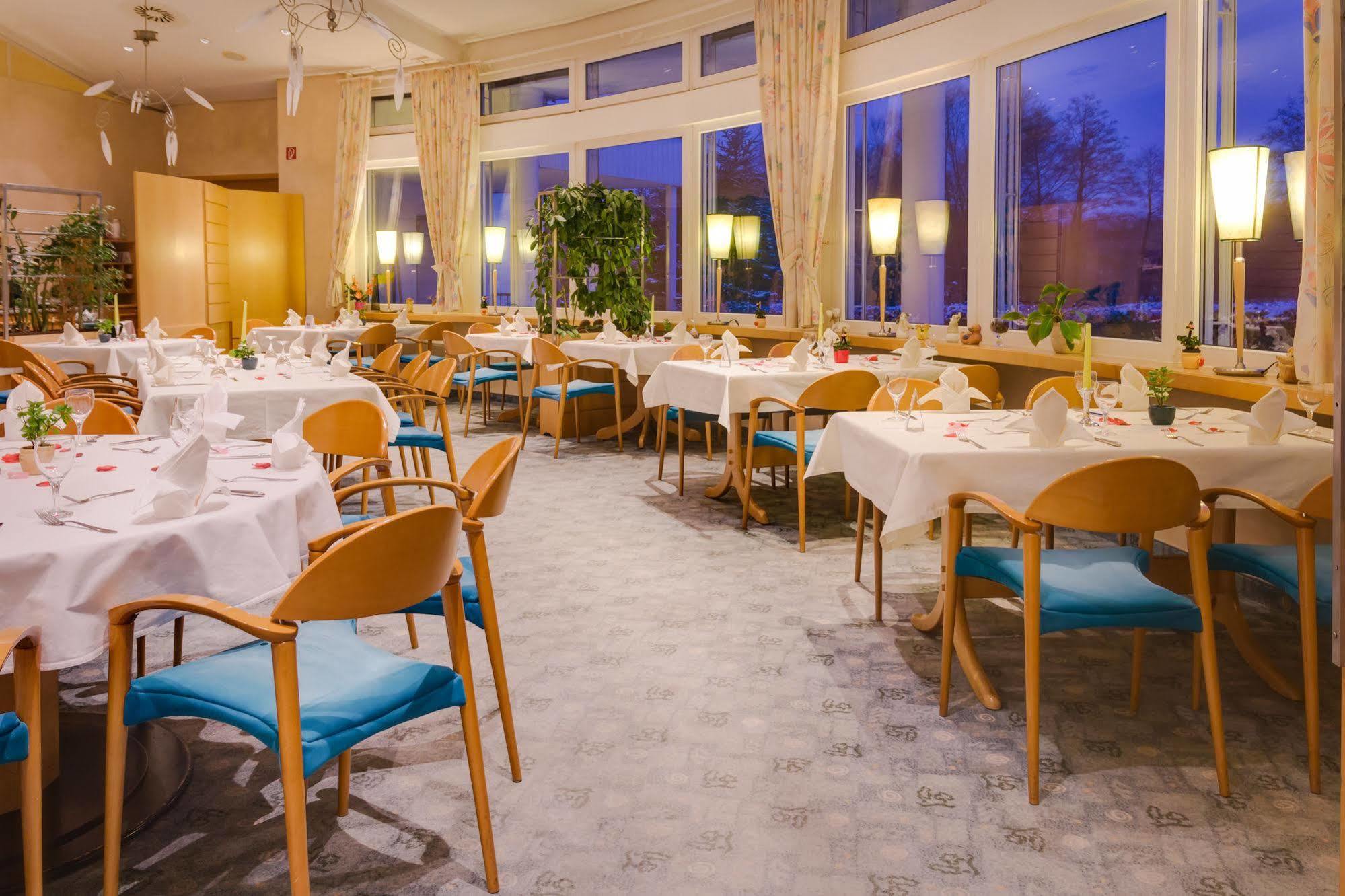 Seehotel Luisenhof ファルケンハーゲン  エクステリア 写真