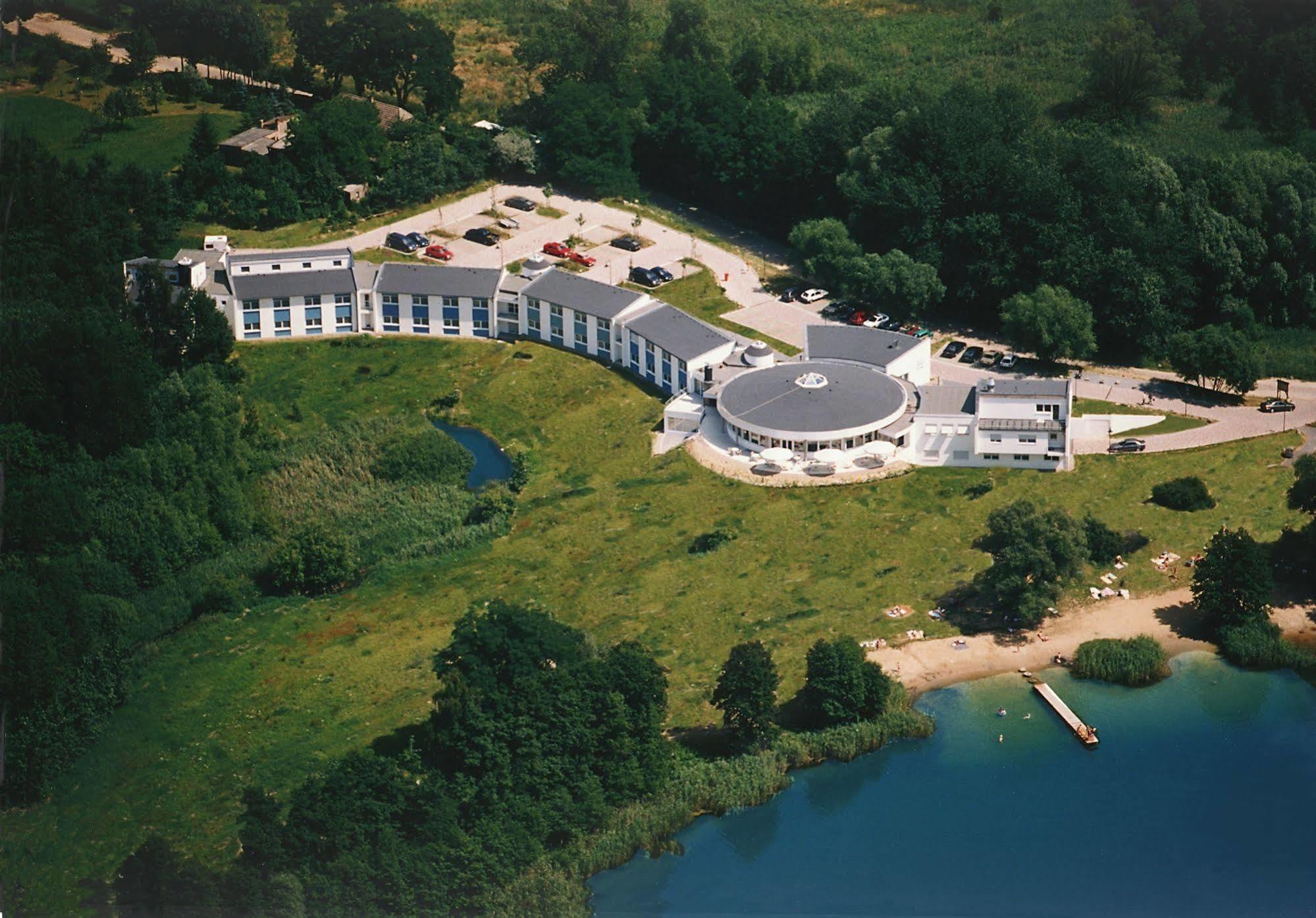 Seehotel Luisenhof ファルケンハーゲン  エクステリア 写真