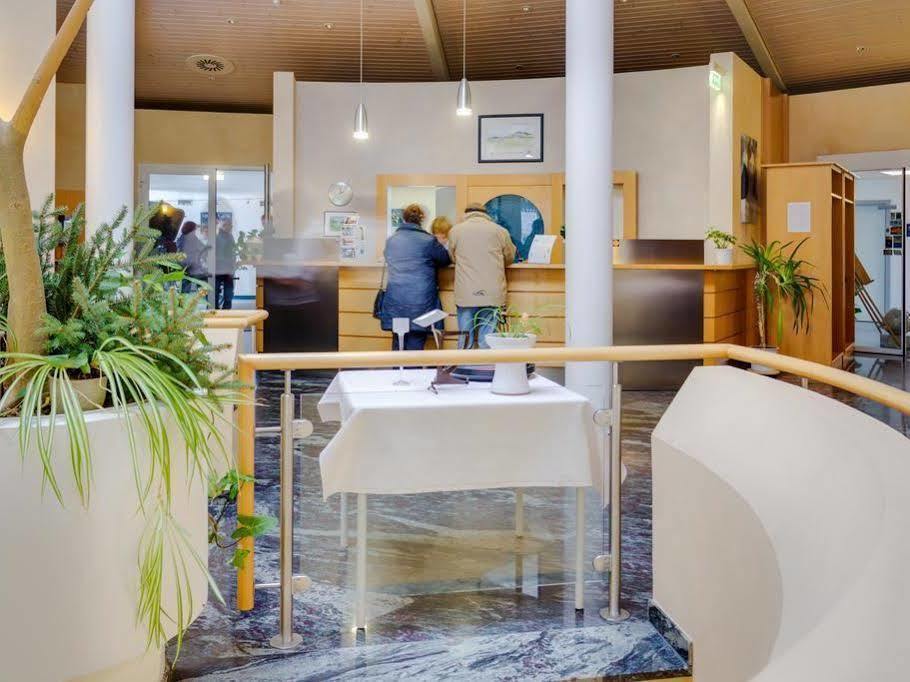 Seehotel Luisenhof ファルケンハーゲン  エクステリア 写真